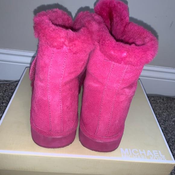 Michael Kors Pink Winter Bootie - Picture 4 of 6